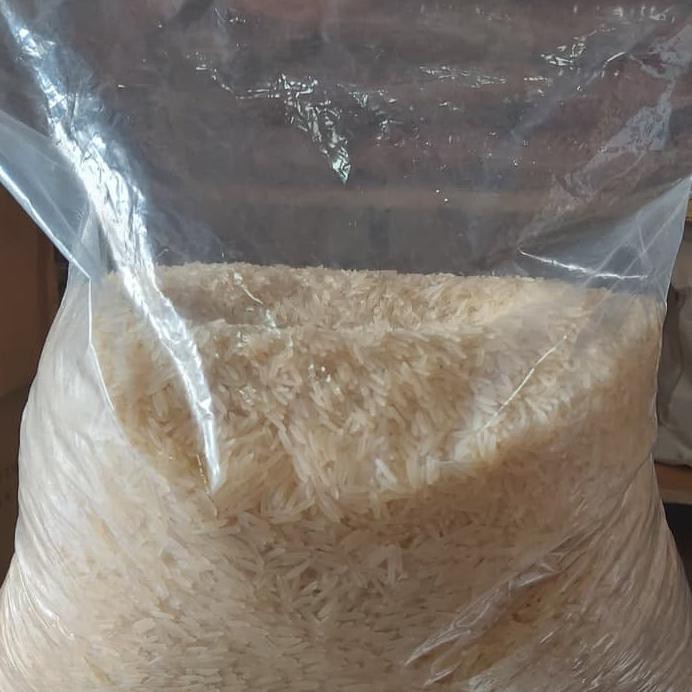 

BERAS BASMATI LEBIH BAGUS HARGA TRMURAH 135 RB PER 5 KG