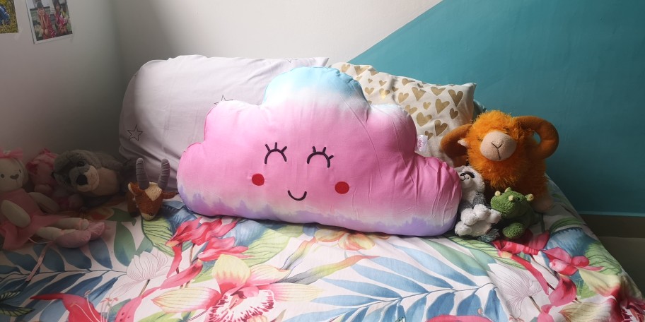 Bantal Awan & Bantal Bulan Bordir