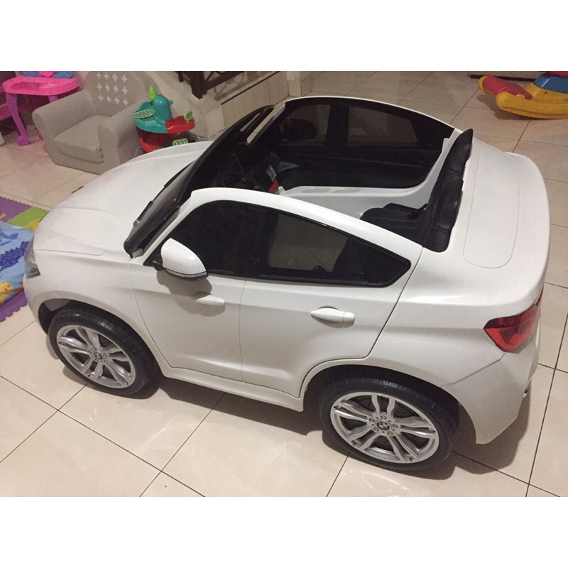 mobil-mobilan aki bmw x6m preloved