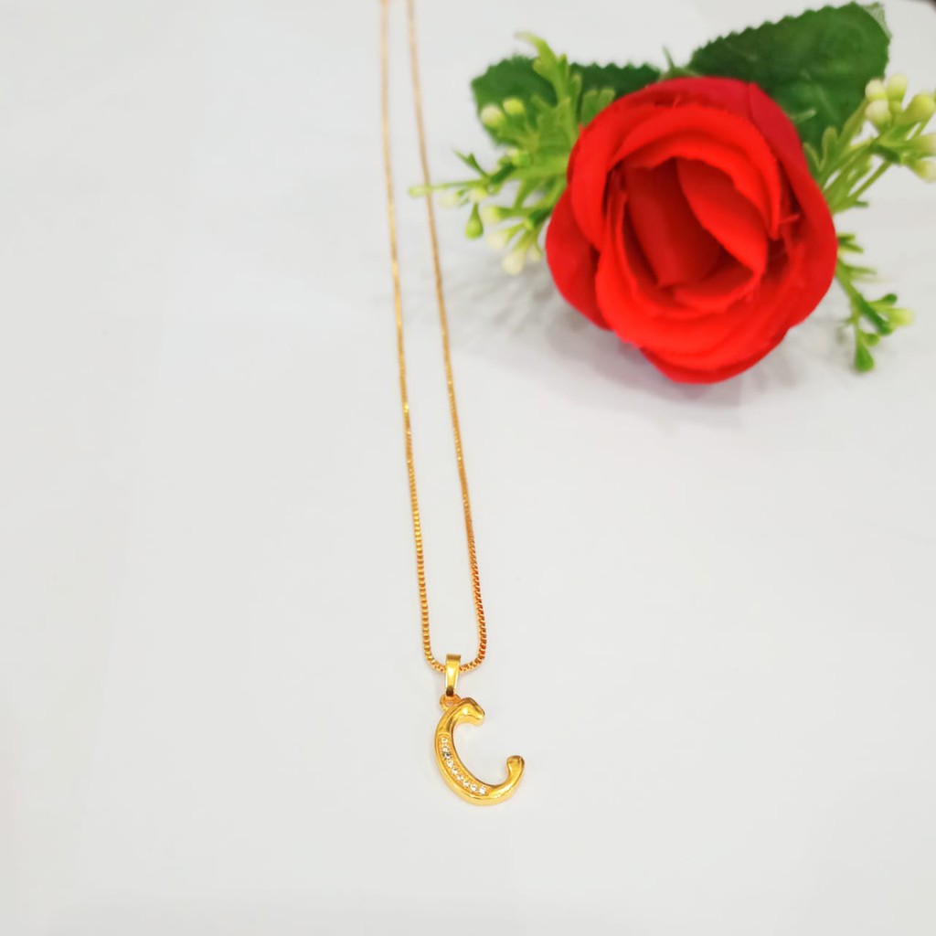 Kalung Plus Liontin Inisial Huruf Latin A-Z perhiasan wanita Gold Modern (COD)