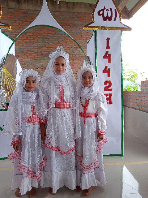 Gamis Brokat Cavlin // Lumbung Batik