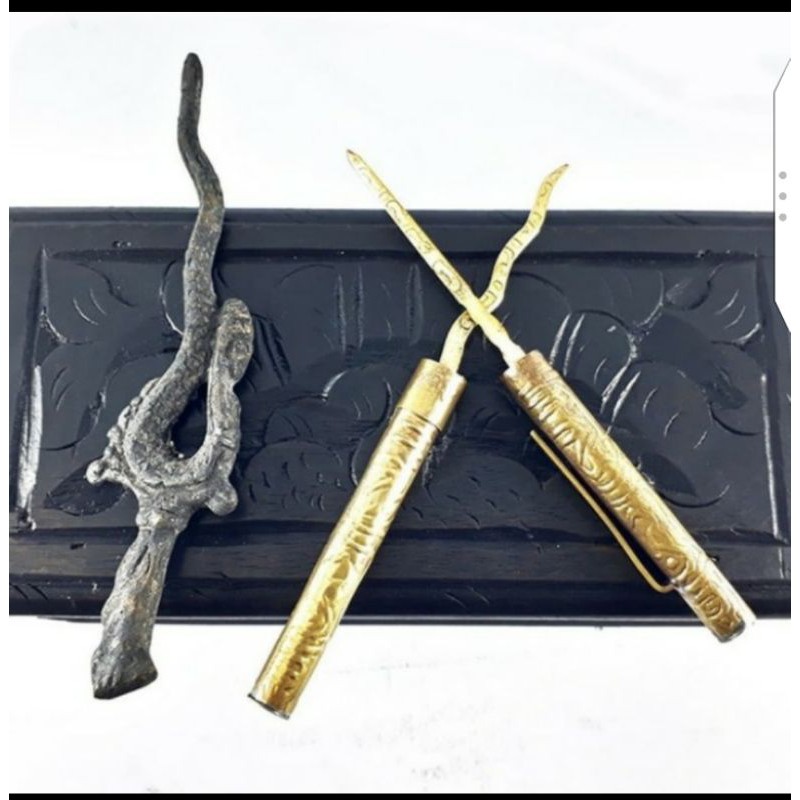 

paket keris blorong dan pulpen plus kotak kayu