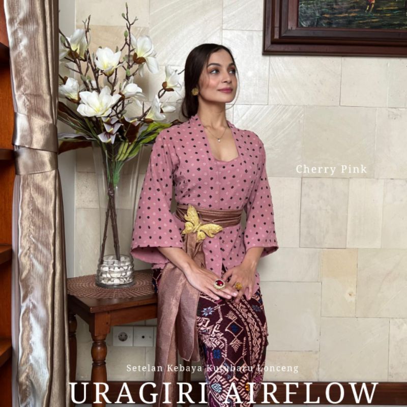 Setelan Kebaya Airflow Uragiri ( 1 set )