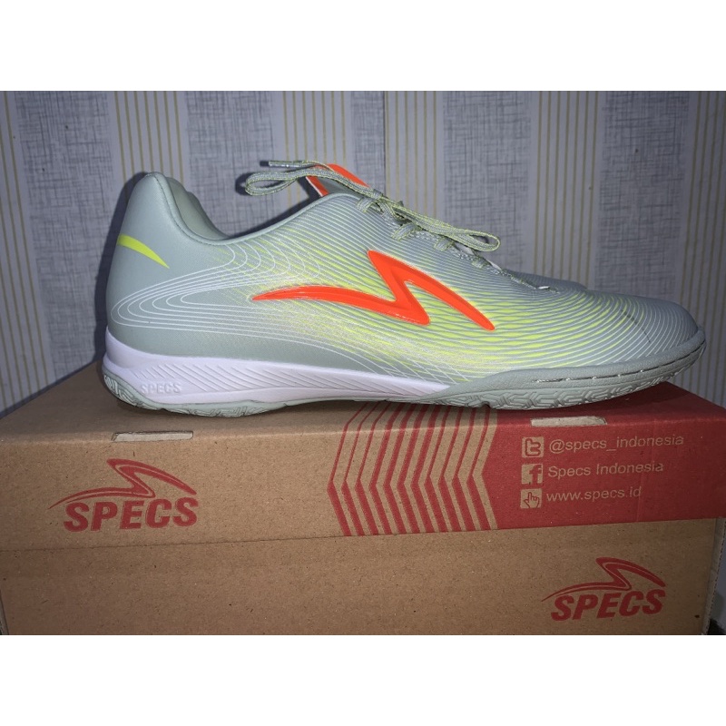 Specs LS Ultra in Meta Crush pack