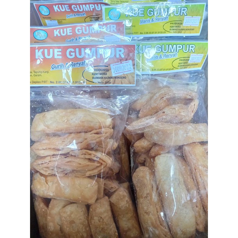 

cemilan kue gumpur