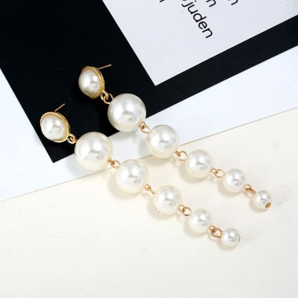 anting panjang mutiara simple long pearl earrings(2J1) jan216