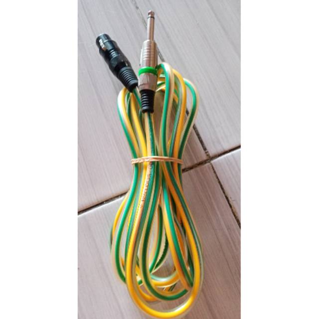 Microphone cable universal