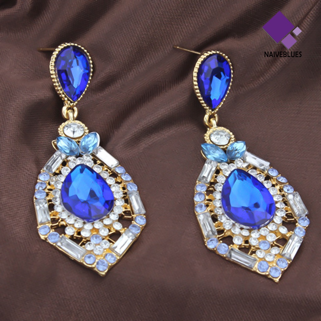 Anting Bentuk Teardrop Bahan Zinc Alloy Aksen Berlian Imitasi Untuk Wanita