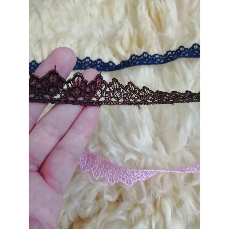 renda bordir pinggiran lebar 2 cm (harga per meter)