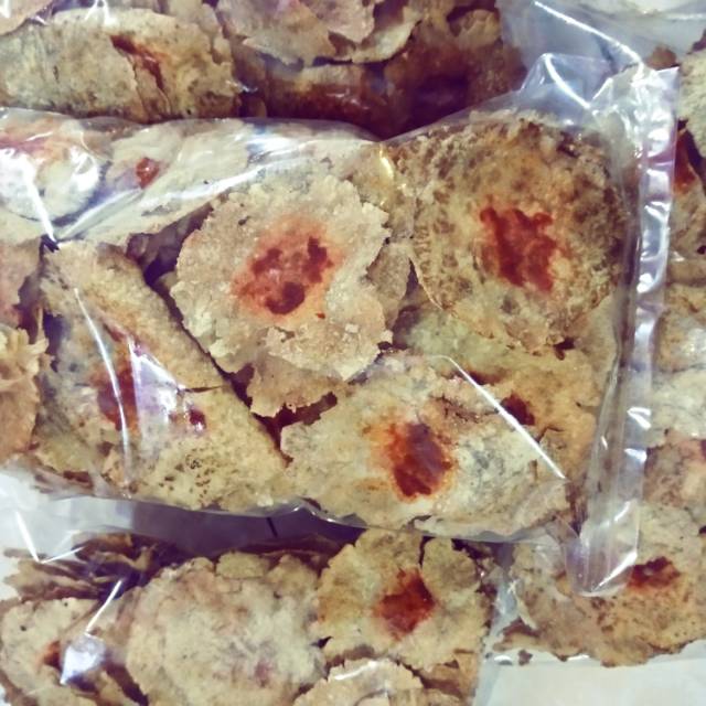 

kerupuk jengkol udah di goreng