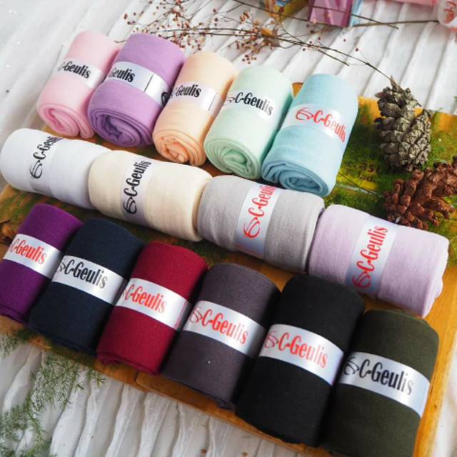 KAOS KAKI POLOS C-GEULIS