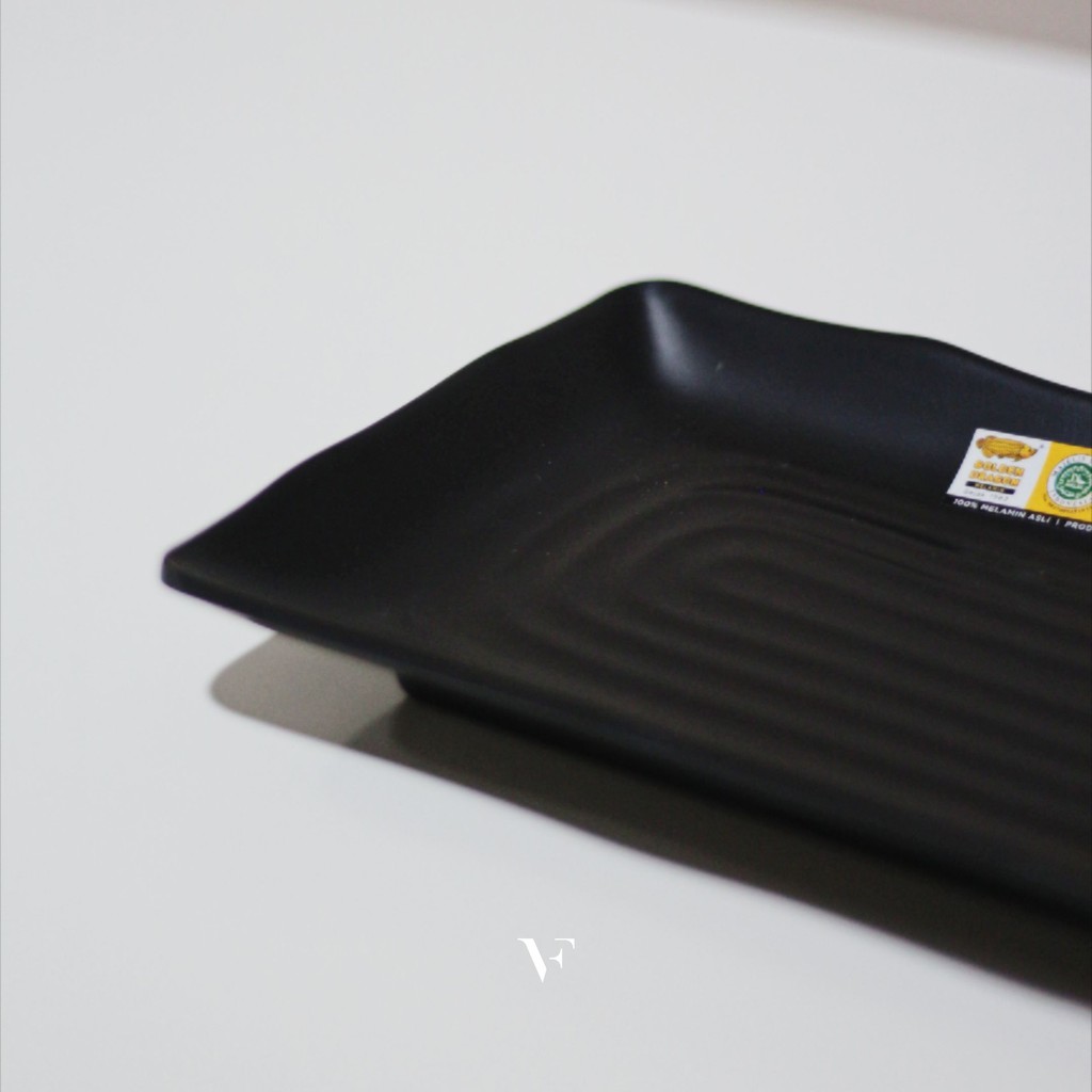 Piring Kotak Model Batu Hitam Golden Dragon Melamine (P6508A)-2