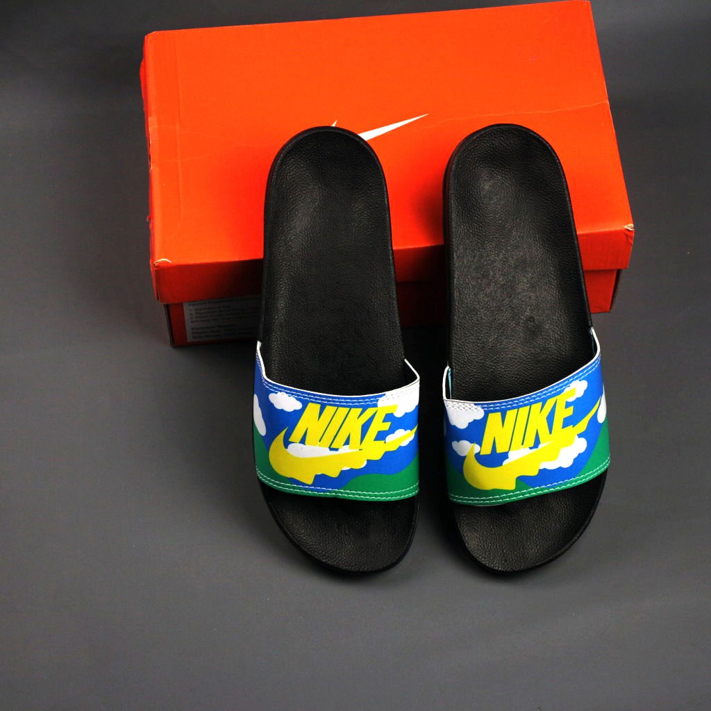 PROMOOSANDAL SELOP PRIA WANITA  NIKE MOTIF AWAN