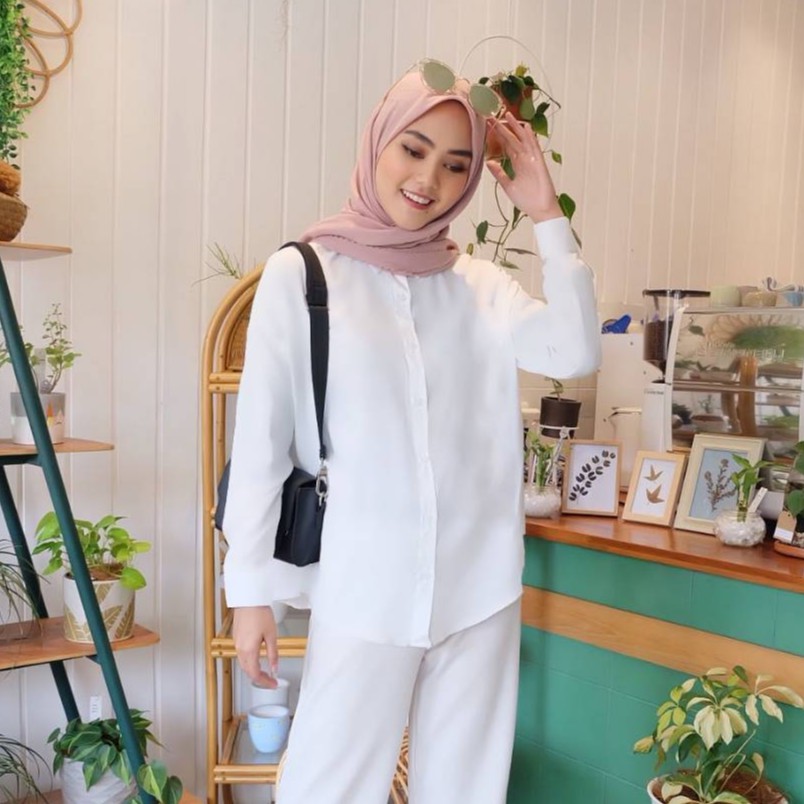 Lily Basic Shirt NEW Kemeja Wanita Polos Katun Rayon Tangan Panjang-BW