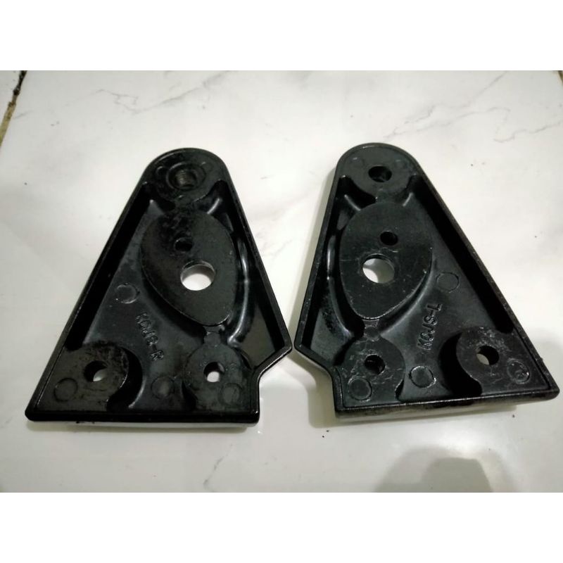 BREKET KUPINGAN LAMPU PANGKON DUDUKAN BRAKET DEPAN TIGER BARONG TIGER REVO LAMA PNP MEGAPRO PRIMUS M