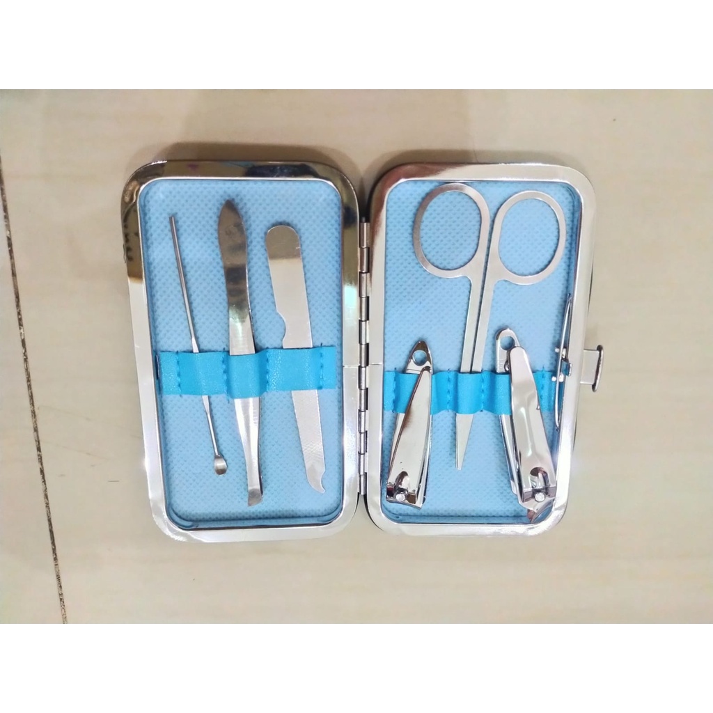 [BANYAK PILIHAN GAMBAR] Manicure set tools 6 in 1 /Eprawatn kuku / Manicure set