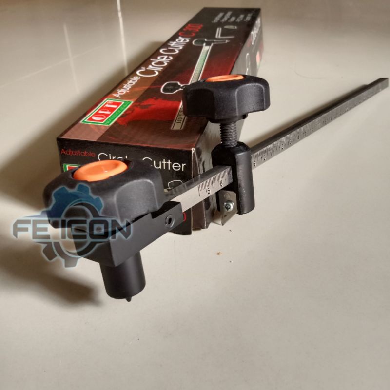 

Gasket Circle Cutter 30cm Alat Potong Packing OPT