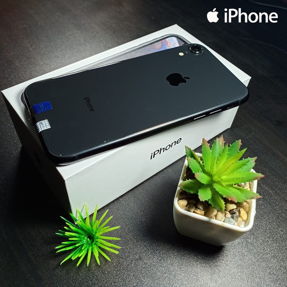 iphone XR 64gb Second Fullset Bekas Original 100% Mulus Garansi Imei Seumur Hidup Sim All Operator Ori-Black