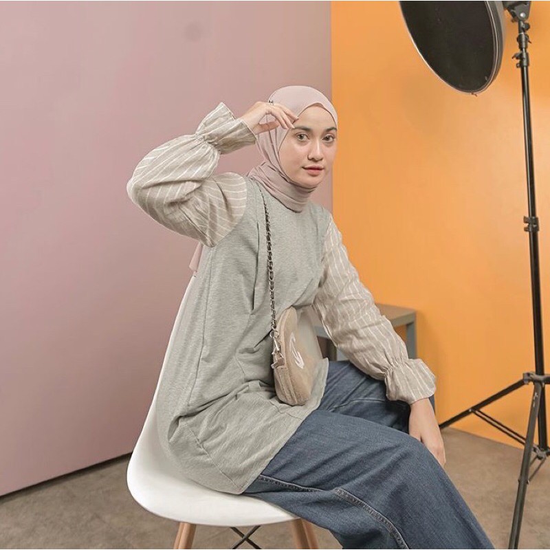 lily blouse vanilla hijab