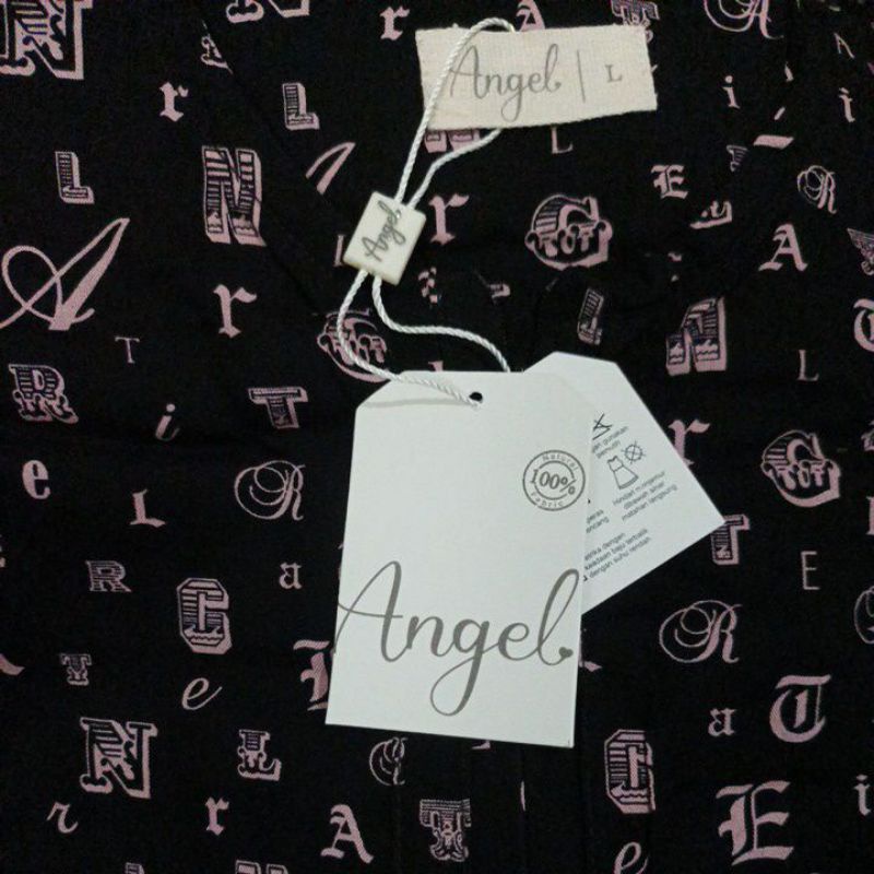 atelier Angelina letters blackpink L