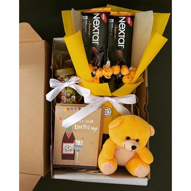 

Birthday hampers / Hampers ulang tahun / birthday gift