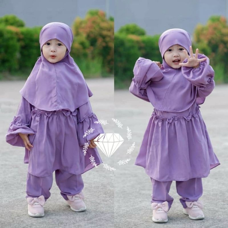 SET CELANA YOSTIA KID MOSCREPE