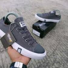 sepatu converse ptir pria dan wanita
