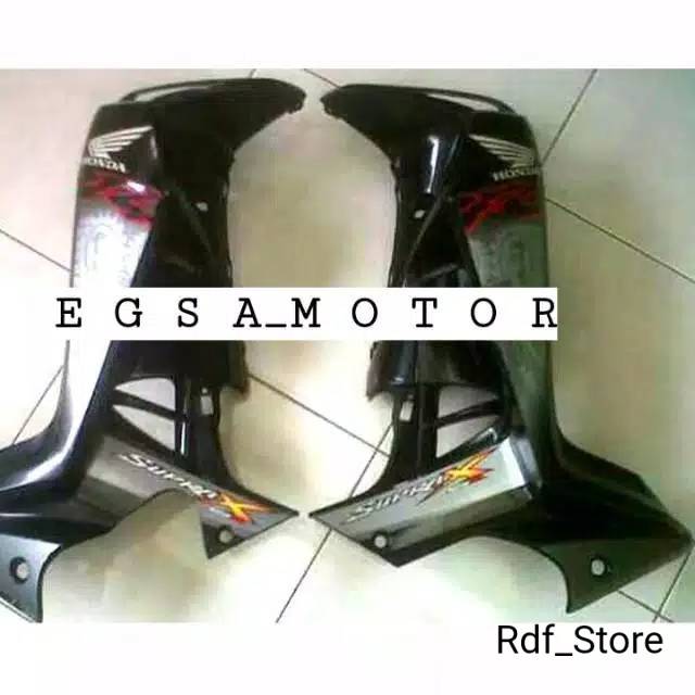 SAYAP LUAR DALEM SUPRA X 125 2007-2013 HITAM