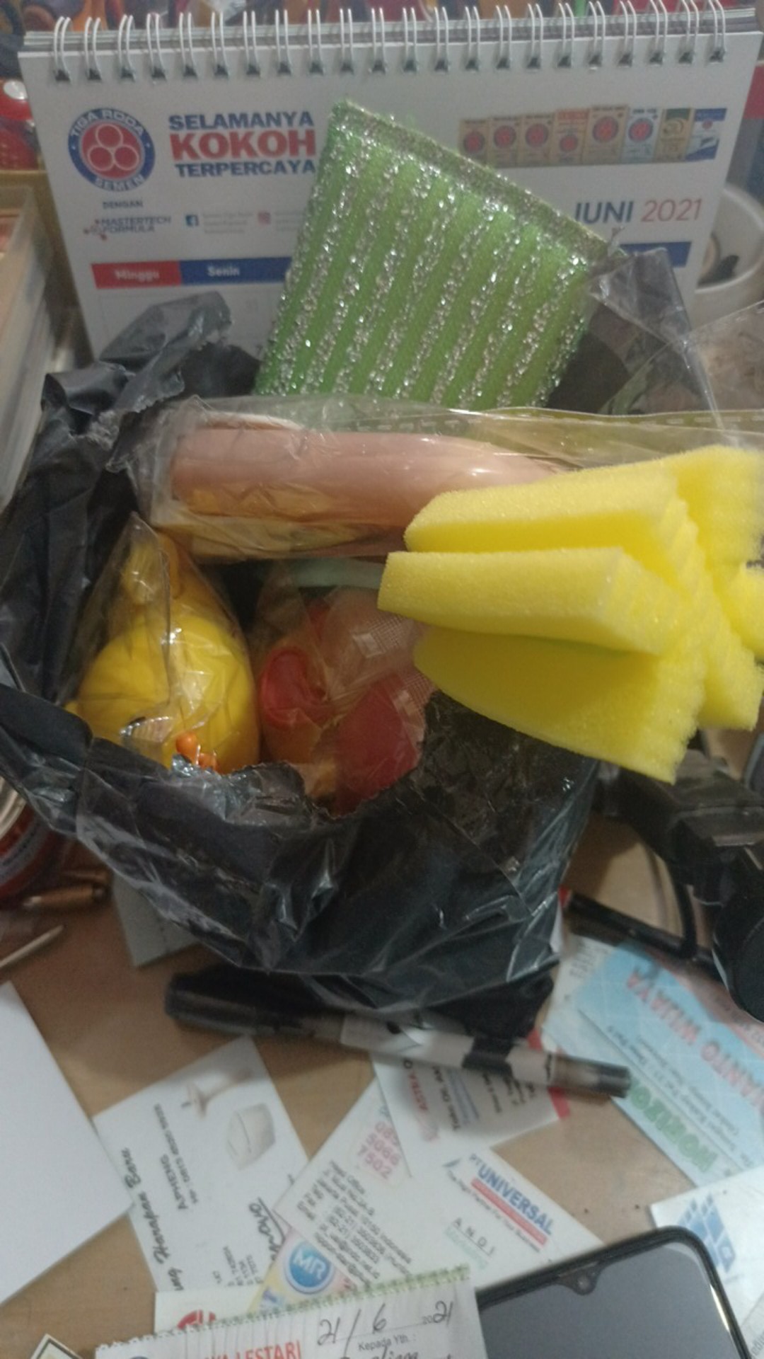 Centong Nasi Otomatis Centong Ajaib Centong Nasi Buka Tutup- Sweet Bee