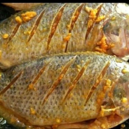 

Fisho | Ikan Gurame Bumbu Kuning 1 Kilo Siap Goreng Ready stock