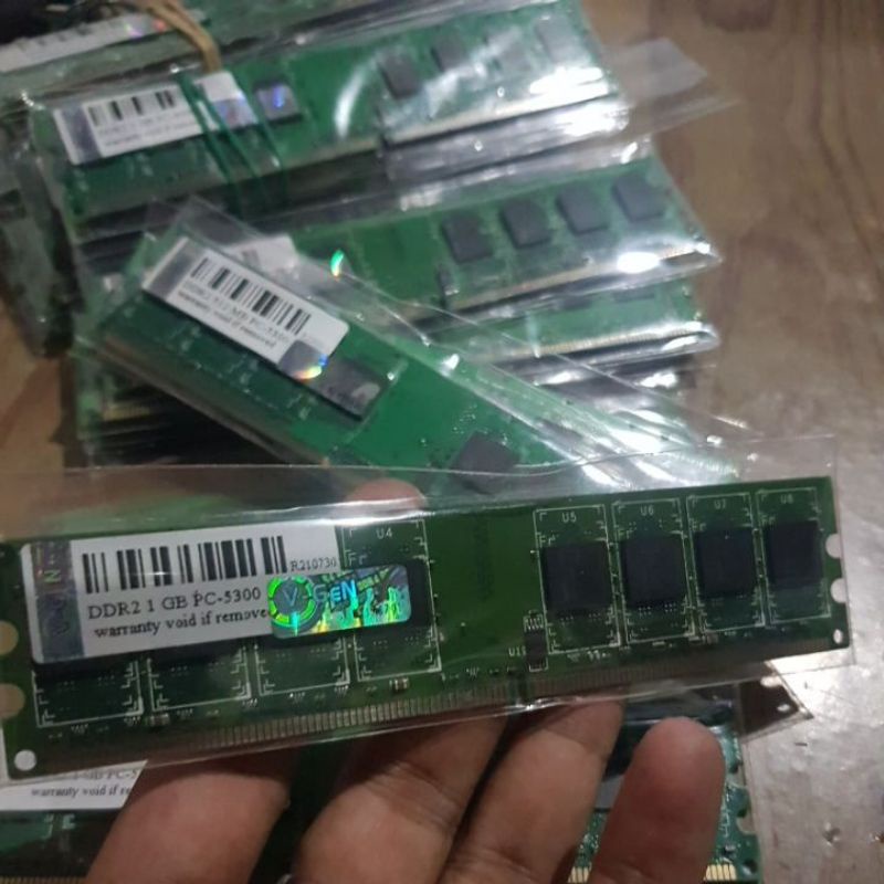DDR2 1GB PC - 5300