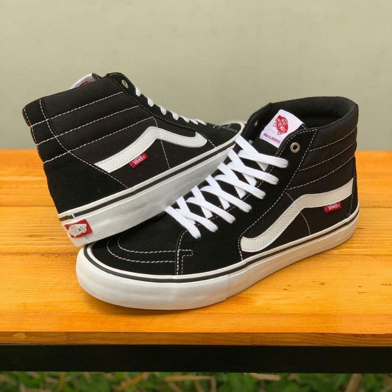Vans Sk8Hi Pro Black / White