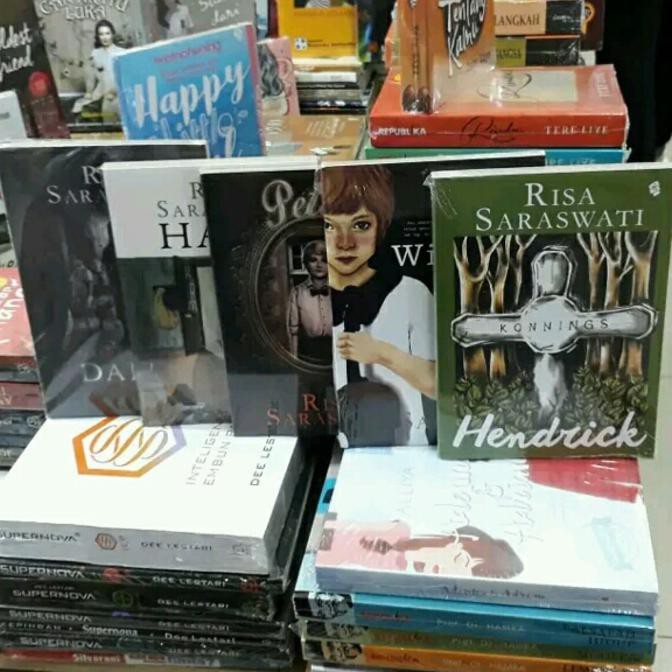PROMO MURAH Paket Hemat 5 Novel Risa Saraswati Hans Danur William Peter Hendrick STOK TERBATAS