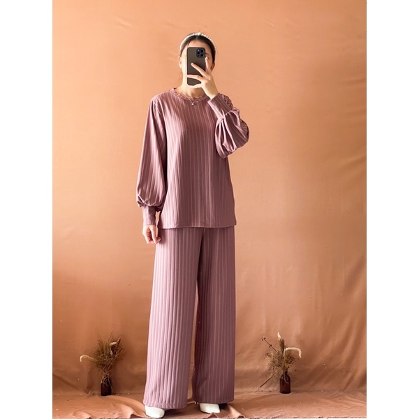 Zolly Set (1 Set Long Knit dengan Premium look)-Dark purple