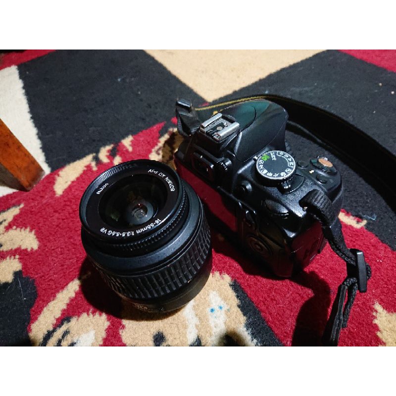Kamera Nikon D3100 bekas