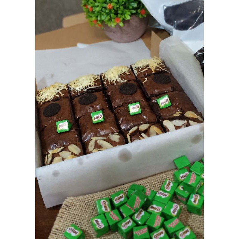 

Fudgy Brownies/brownies sekat/brownies coklat Premium