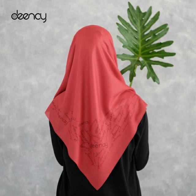 Deenay polos