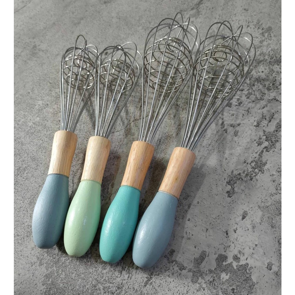 Egg Beater Whisk Whisker Kocokan Pengaduk Pengocok Telur Gagang Kayu