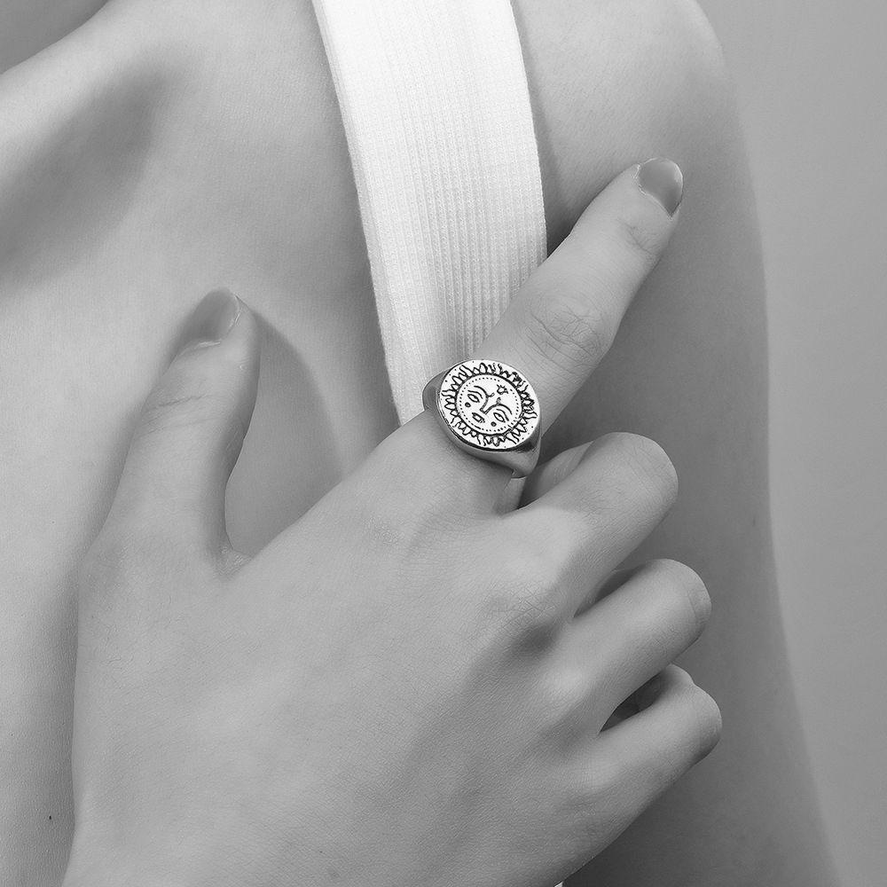 REBUY Rebuy Cincin Aesthetic Punk Berlebihan Aksesoris Mata Wajah Untuk Pria Wanita Fashion Jewelry