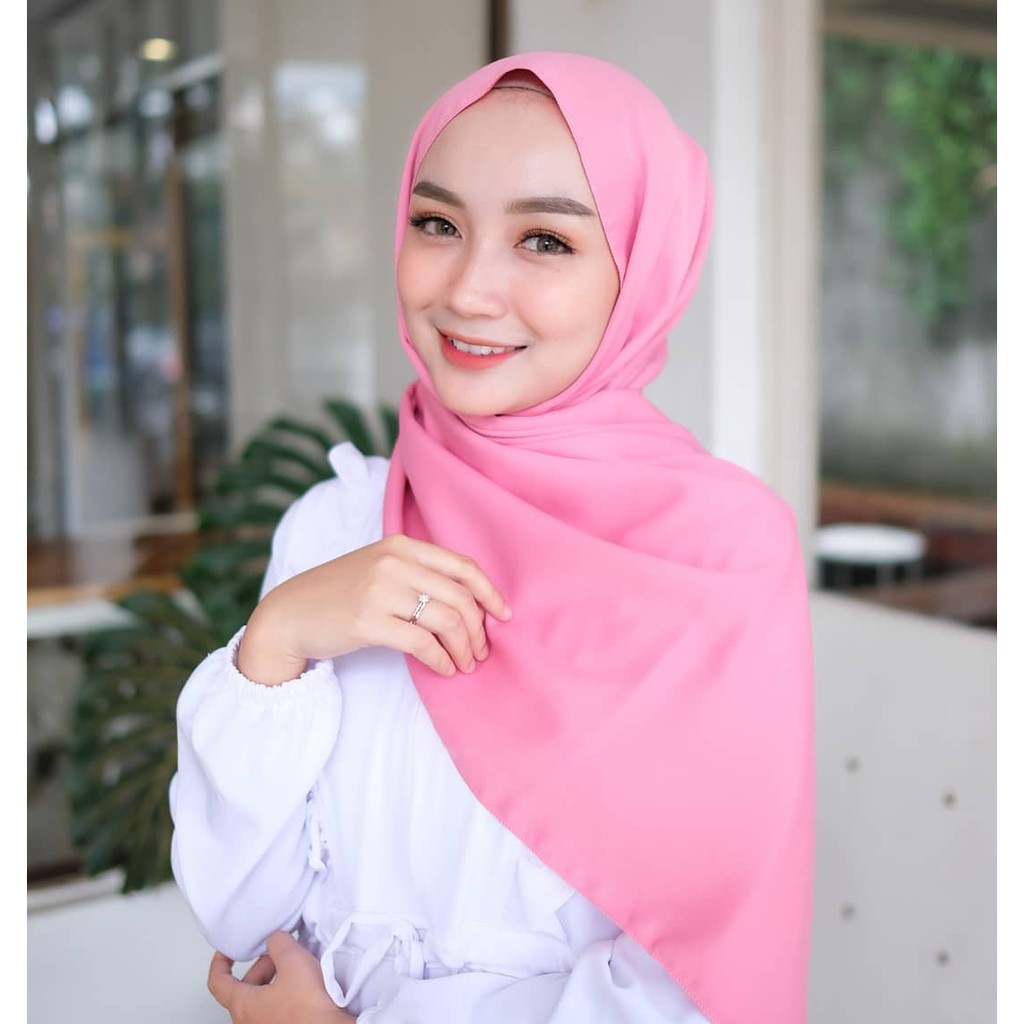 Hijab Pashmina Diamond 180x75 / Pashmina Diamond / Hijab / Pasmina-DUSTY PEACH