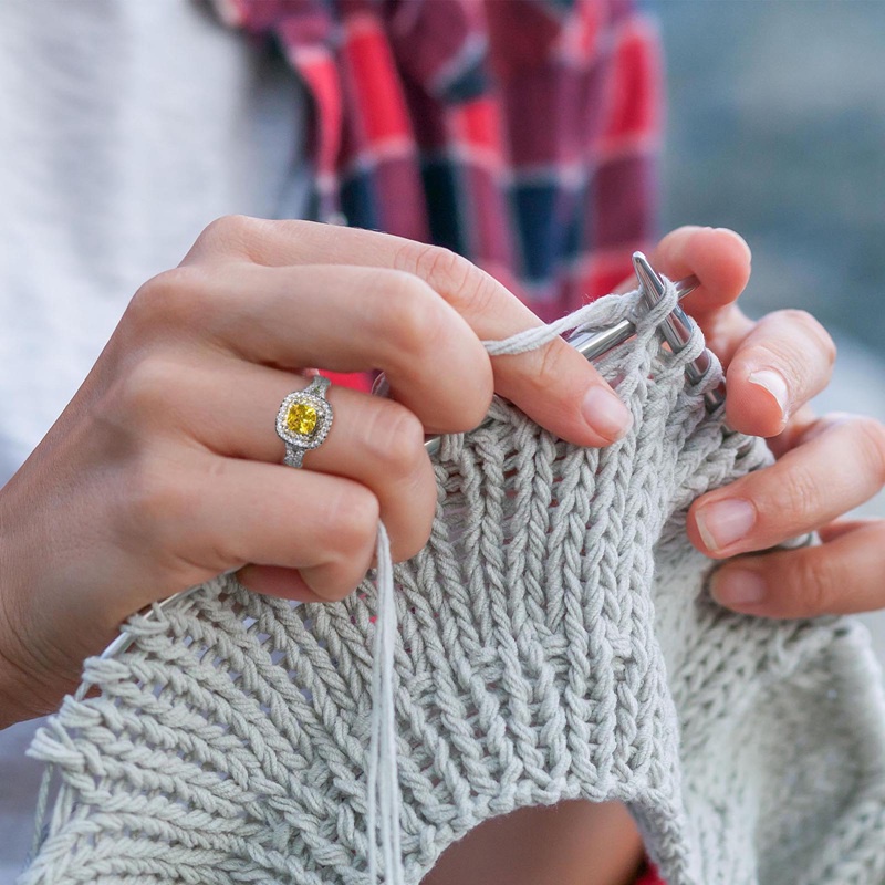 Cincin Berlian Kuning Imitasi Bentuk Kotak Untuk Wanita