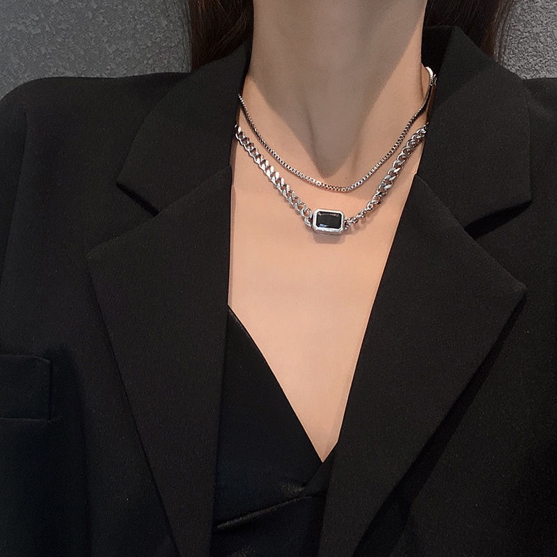 Hitam Square titanium steel kalung wanita musim panas cahaya mewah minoritas desain kalung rasa hip