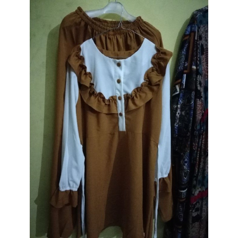 SETELAN CELANA SYAKILA