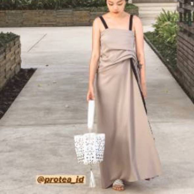 Sovi Atelier x Mmehuillet L'Absolu in Taupe XS