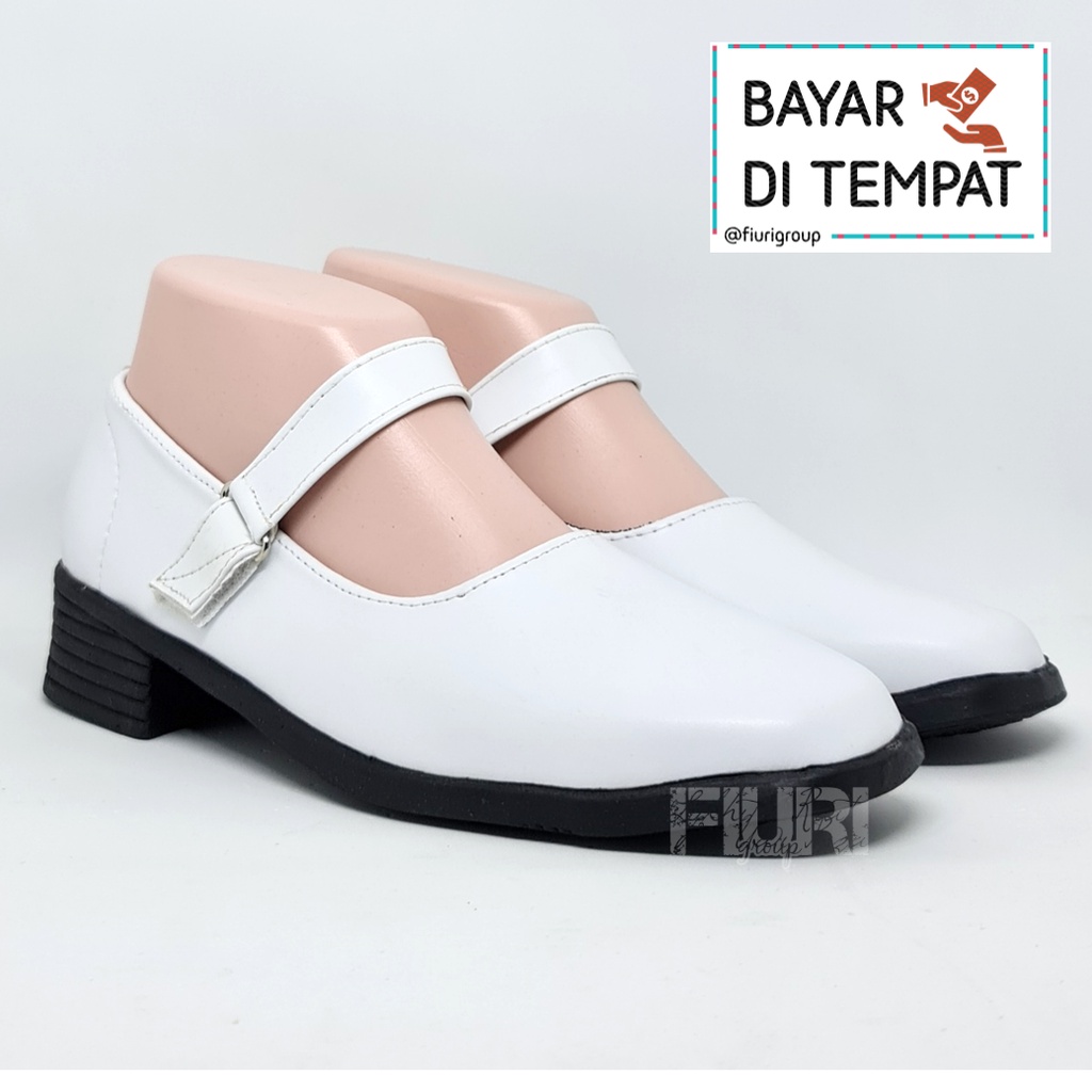 FIURI - Sepatu Pantofel Wanita Putih Polos Perekat 36-42 Bonus Putih Tali Hak 3cm - Sepatu Sekolah Perawat Suster Bidan Paskib Hak Tahu 3 cm Upacara Paskibra - Sepatu Formal Perempuan SD SMP SMA Pelatihan Ospek Kerja Kantor Resmi Kulit Murah Promo Diskon