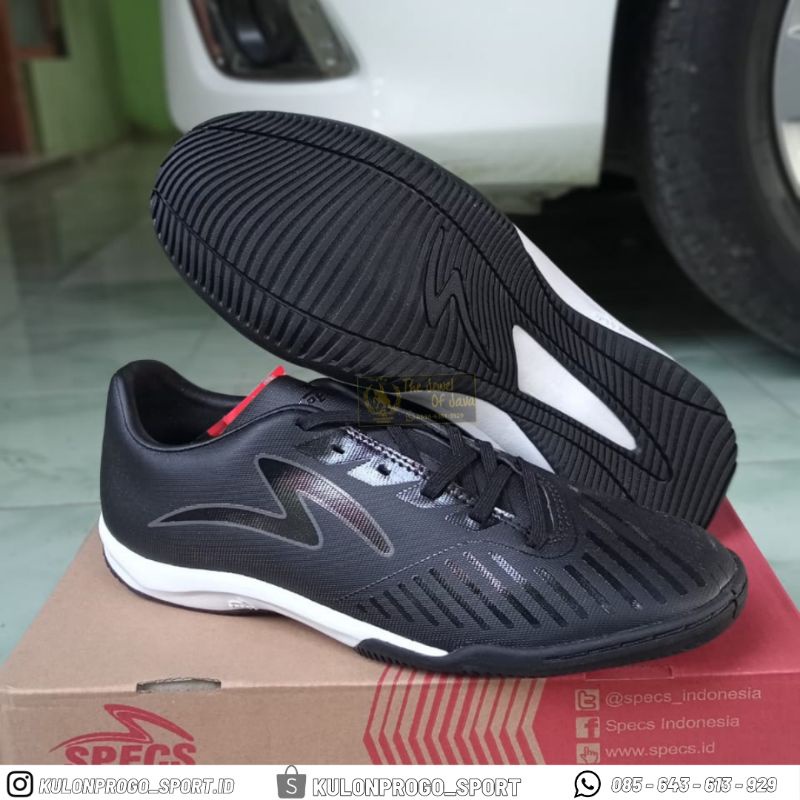 Specs Hydra Hitam in