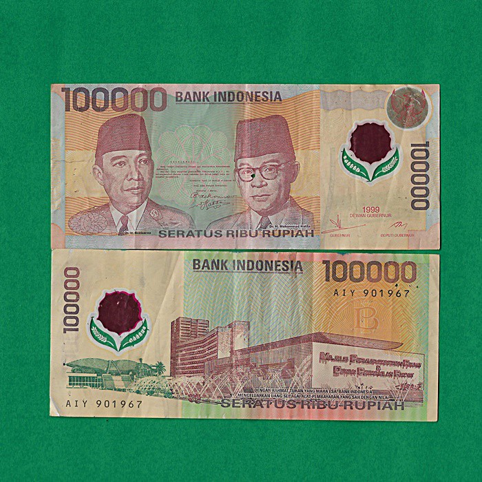 UK261 UANG KUNO UANG ASLI INDONESIA 100 RIBU RUPIAH TAHUN 1999 KOLEKSI UANG LAMA INDONESIA