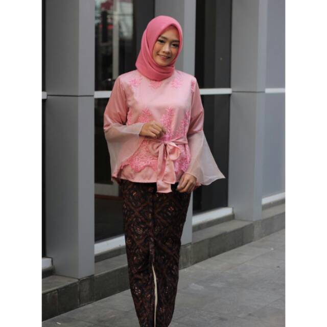 Blouse Hijab Tulle Bordir Wanita Soft Pink M L XL XXL