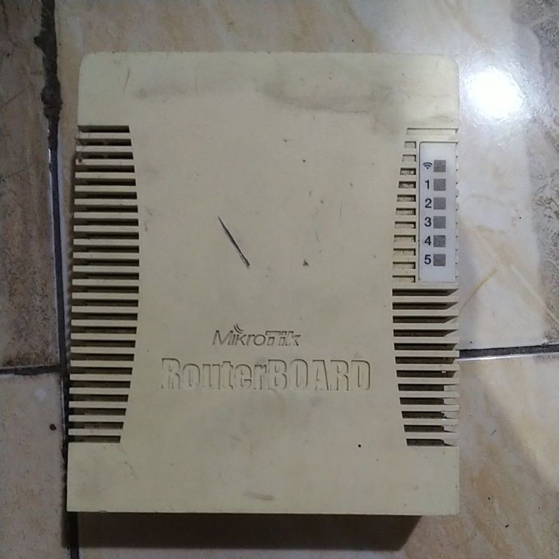 Mikrotik.RB951Ui-2hnd bekas