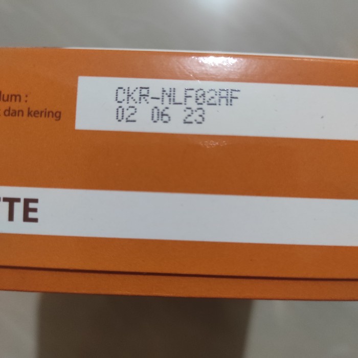 

vf0100f Tropicana Slim Cafe Latte 10 Sachet @14 Gr Ds20X11